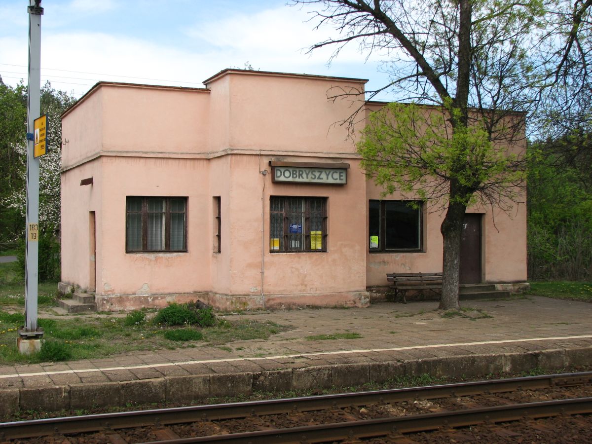 Tych obiektów kolejowych już nie ma – stacja Bobry i Dobryszyce
