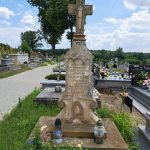 Grób księdza Alfonsa Bułakowskiego na cmentarzu w Przedborzu