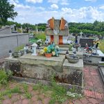 Grób partyzantów na cmentarzu w Przedborzu